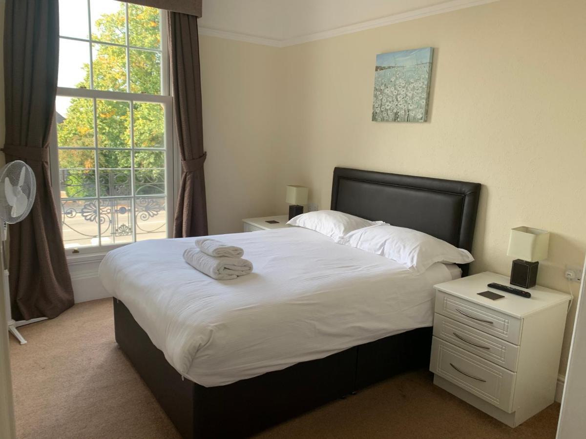 The Lawns Guest House Retford Dış mekan fotoğraf